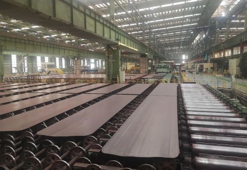 精品三峰丨薄寬兼顧 重慶鋼鐵軋鋼廠中板產(chǎn)線交出亮眼成績(jī)單